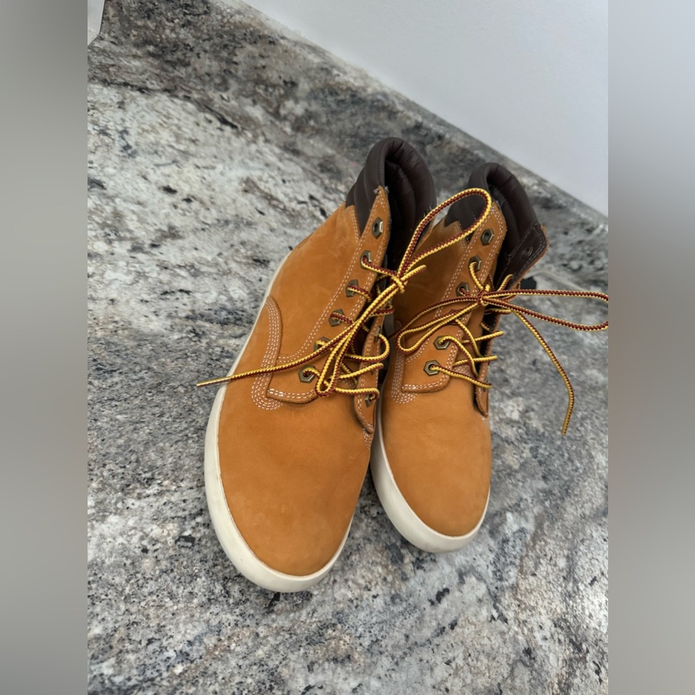 Lightly worn: Women’s Timberlands with sneaker bottom